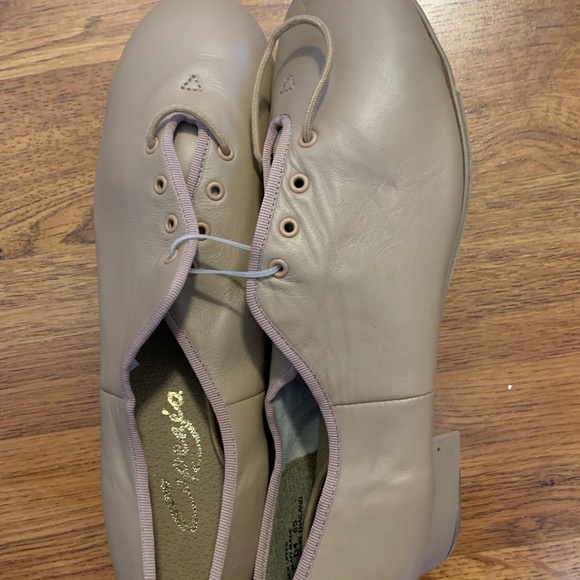 Men's Capezio Tap Shoes Size 12.5 Brand New with Taps - Picture 1 of 3